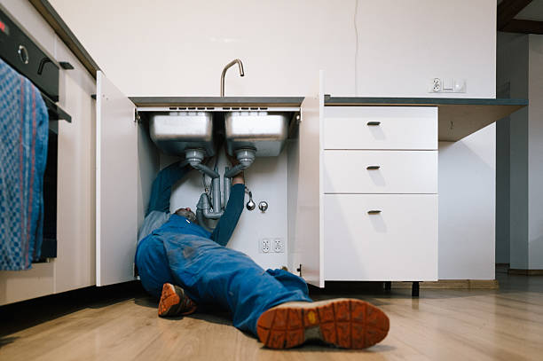 Professional Leak Detection technician working in Greenfield, MN